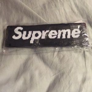 Supreme x New Era Headband